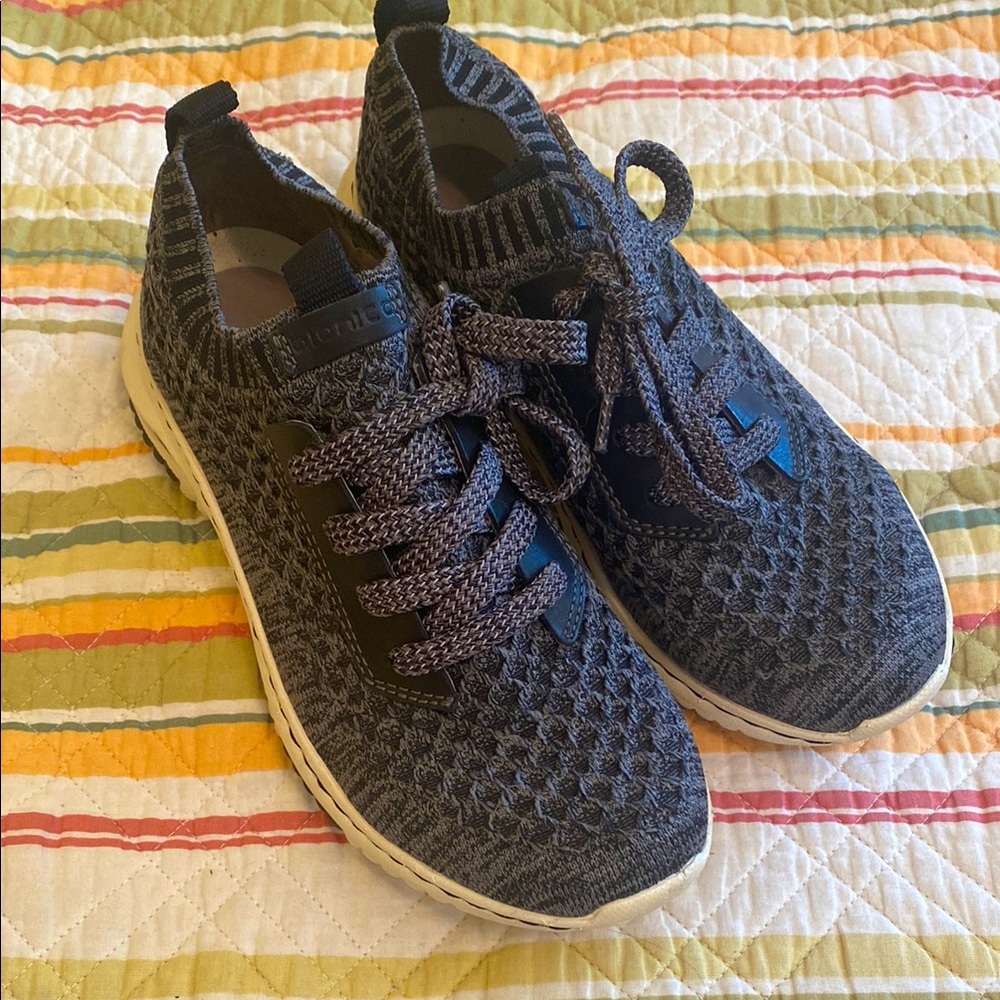 Bionica Gray Sneakers Lightweight Knit 8.5
